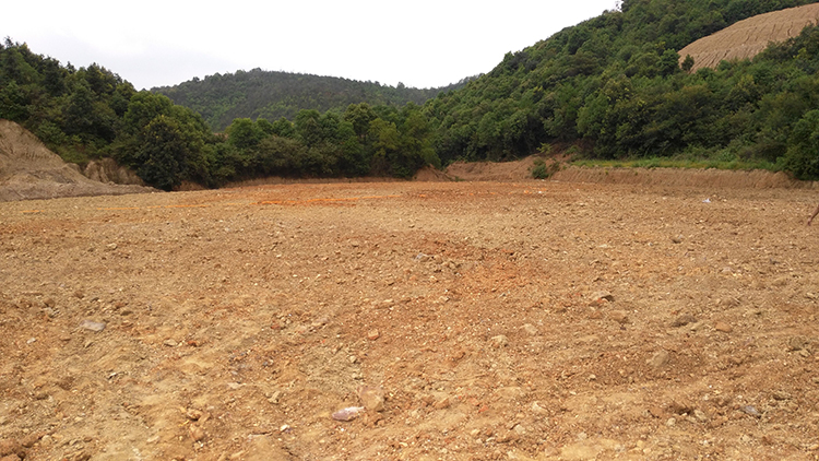 嶽陽樓區郭鎮釩(fán)礦冶煉區遺留廢(fèi)渣治理工程項目二标段